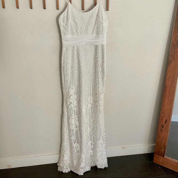 Ines de Santo wedding gown - Picture 8 of 11